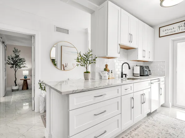 3301 Spanish Trail #101, Delray Beach, FL 33483