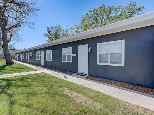 905 E Fayle St, Baytown, TX 77520