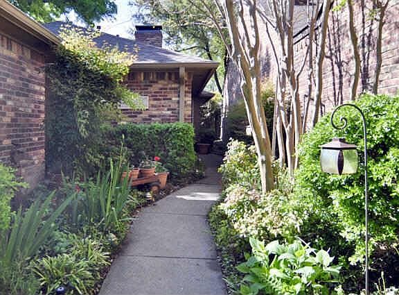 2nd image of 9532 Park Highlands Dr