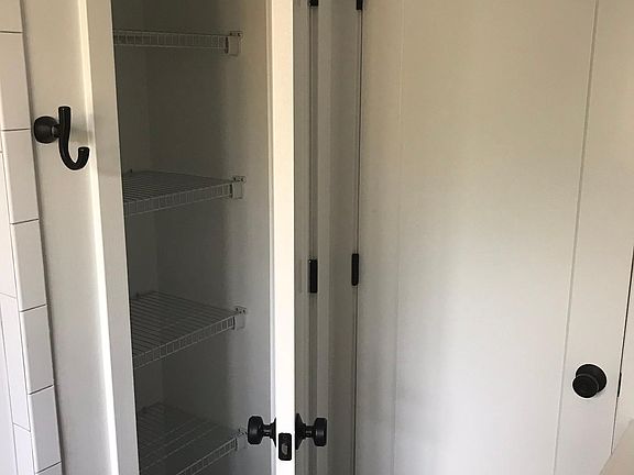 4th image of 9647 Pacific Ave APT 2S