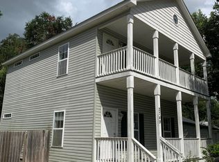 2749 Spring Park Rd, Jacksonville, FL 32207