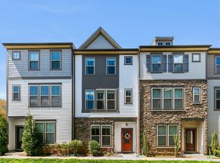 109 Tolocka Ter NE, Leesburg, VA 20176