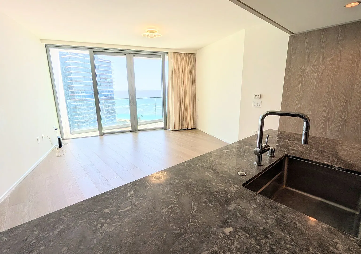 Koula Ocean View 2 Bed/2Bath/2 parking — Photo 4
