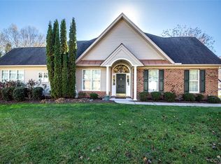5017 Lewisetta Dr, Glen Allen, VA 23060