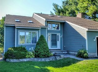 4243 Young Rd, Syracuse, NY 13215