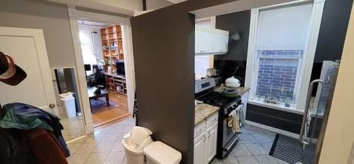 1st image of 1222 N Noble St Unit 3F