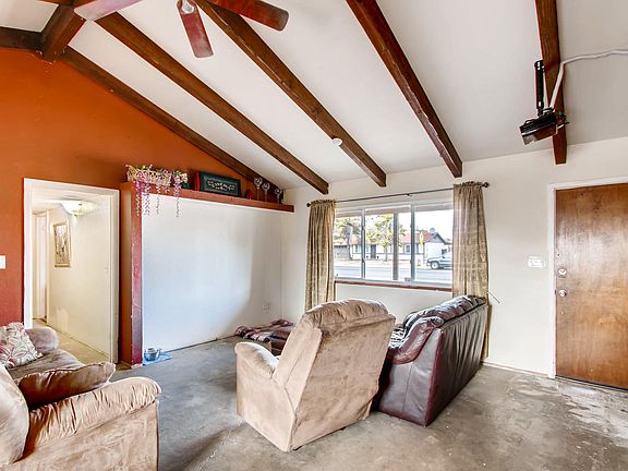 3rd image of 2713 E Grovers Ave