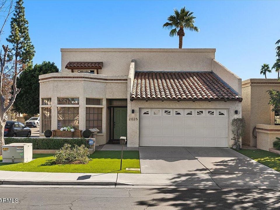 1st image of 2025 W NAVARRO Avenue