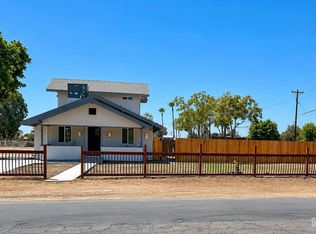 1700 Lotus Ln, Bakersfield, CA 93307