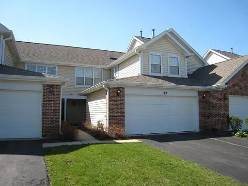 84 Whitman Dr