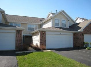 84 Whitman Dr, Schaumburg, IL 60173