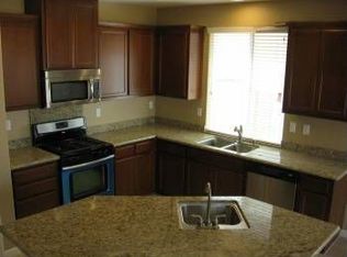 1395 Santona St, Manteca, CA 95337