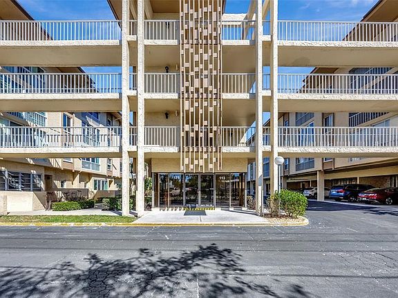 2nd image of 113 Island Way APT 241