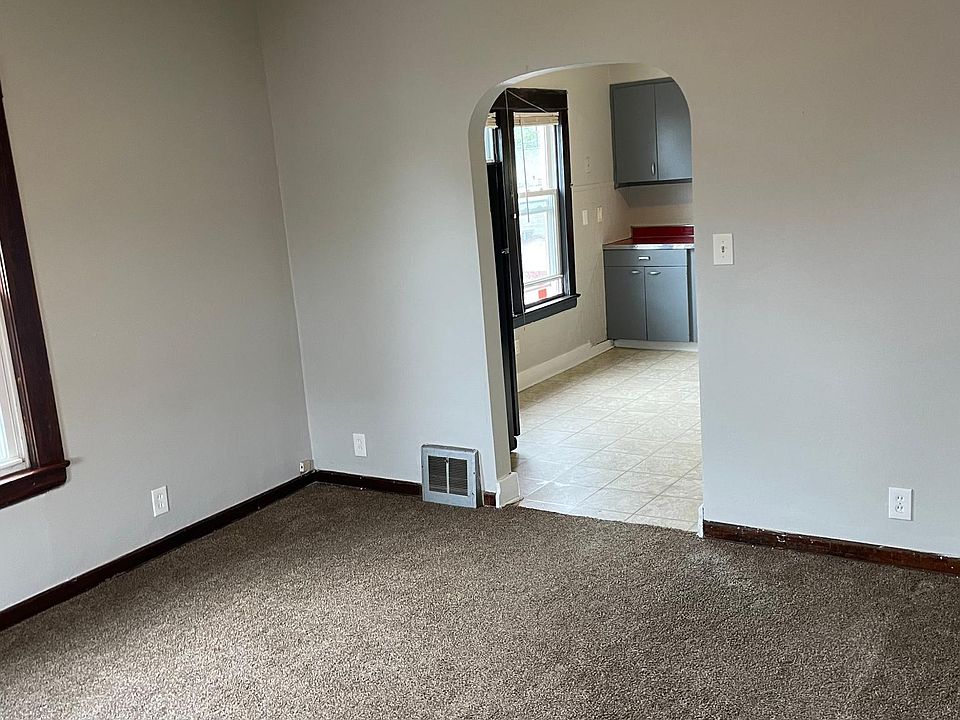 Living Room to walkout Balcony.