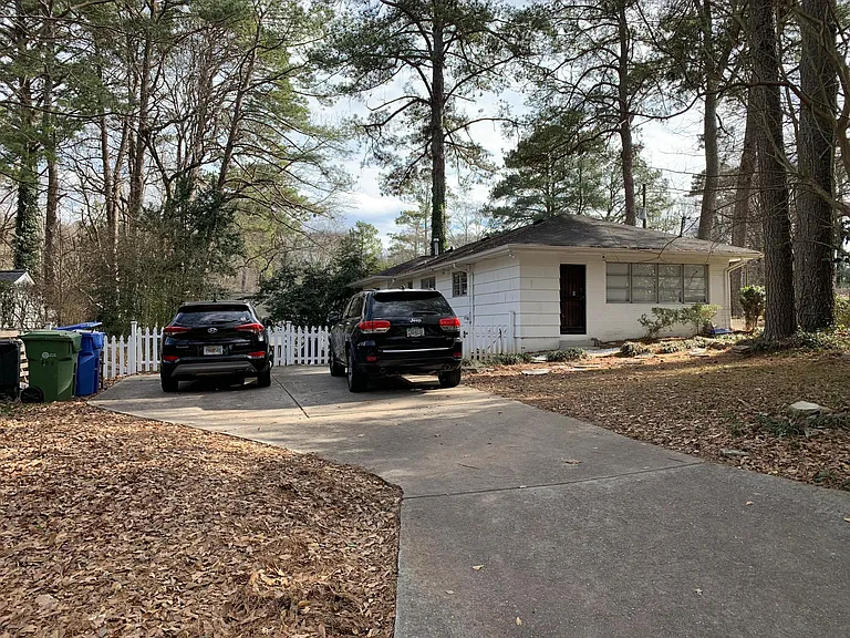 Driveway off Sharondale Drive