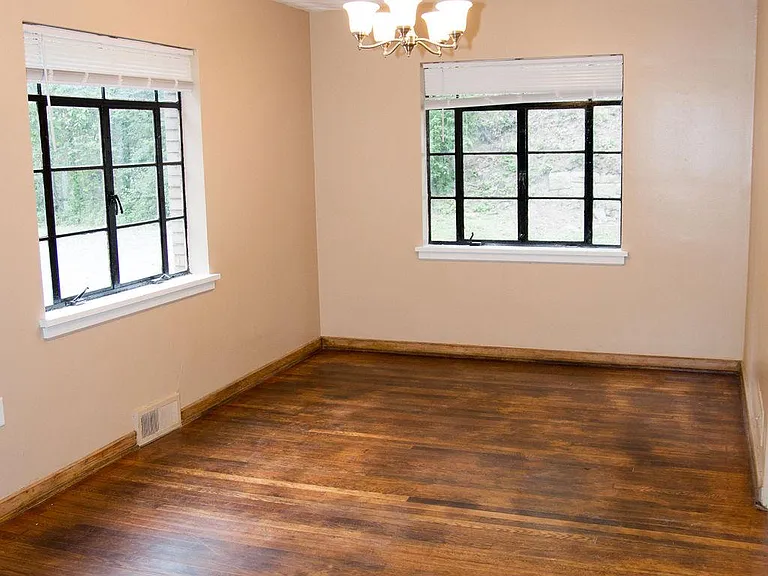 1223 Greenbrier Rd #1/2 — Photo 44