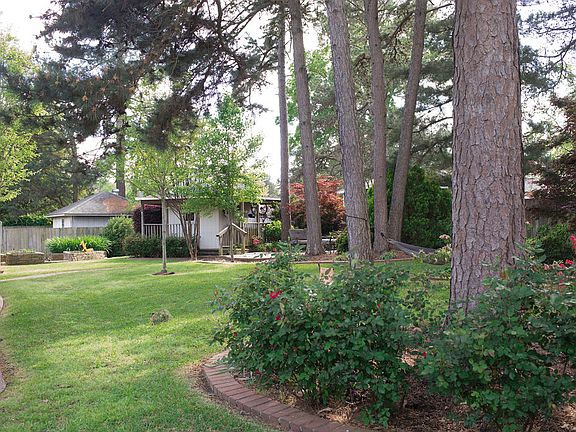 5th image of 5705 Stoneridge Dr