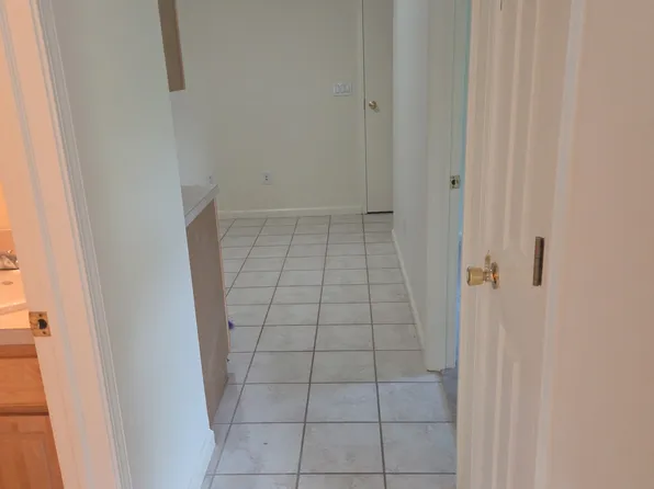 1638 Garfield Ave APT 1, Ashtabula, OH 44004