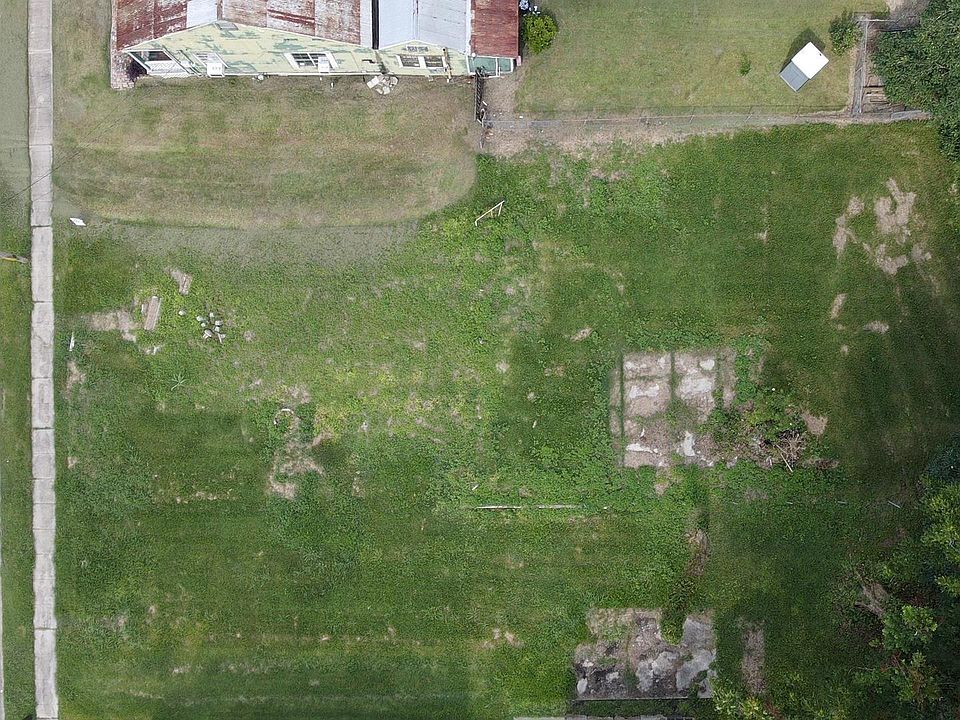 2nd image of 58235 Meriam St