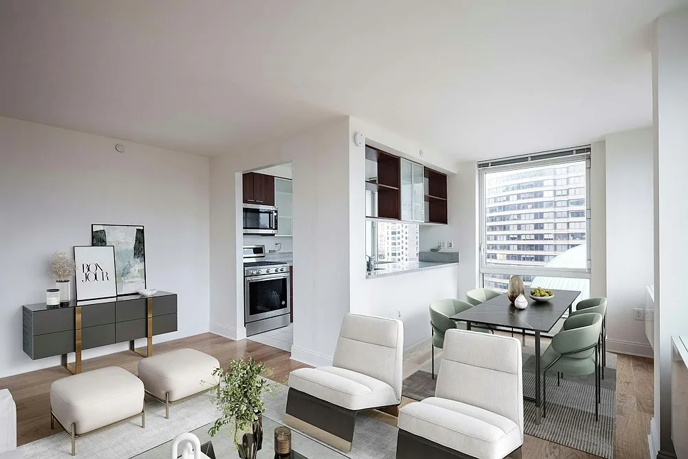 215 East 96th Street — Photo 2