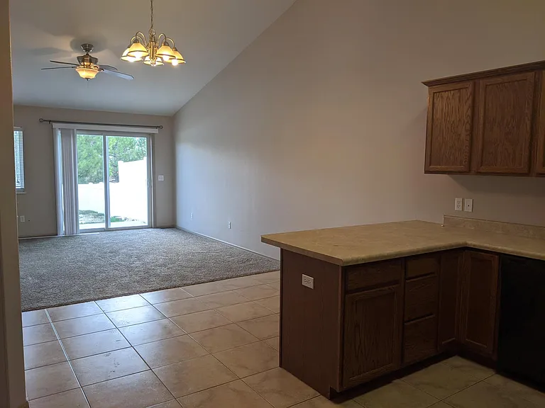 332 Howard Fork Ave — Photo 3