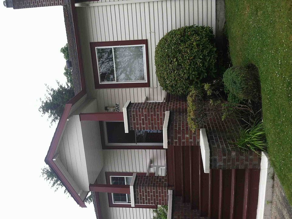 2nd image of 7328 17th Ave NE