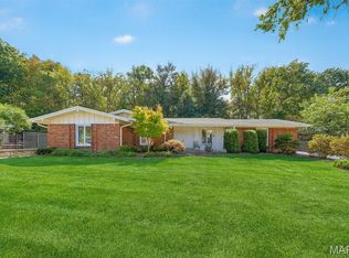 12230 Blackheath Ct, Saint Louis, MO 63141