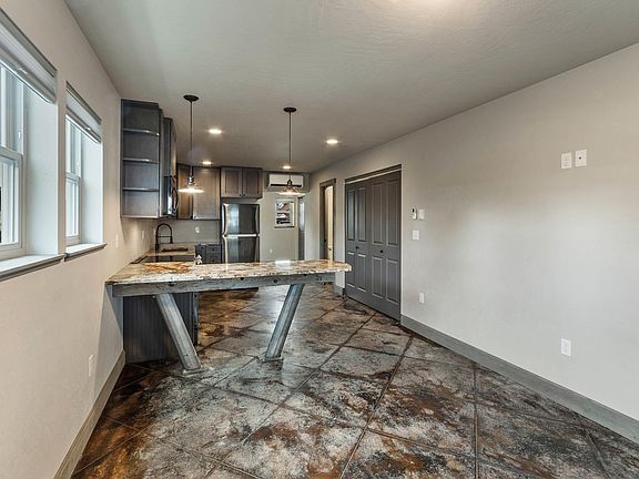 4th image of 1107 Spruce St