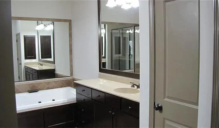 6556 Bennington Bluff Ct — Photo 19