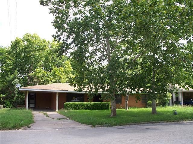 1st image of 109 Palm Dr