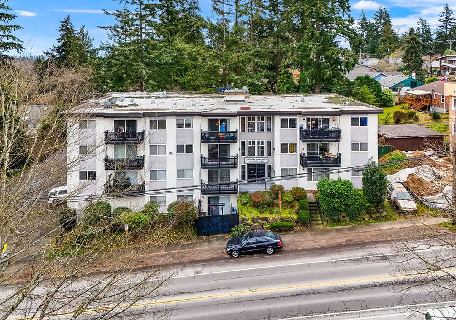 Arbor Heights | New Fully Renovated Apartments | Move in Specials! — Photo 2