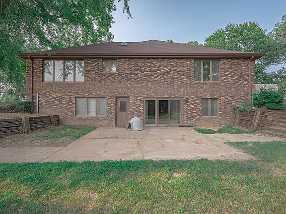 3rd image of 29026 Diamond Ave