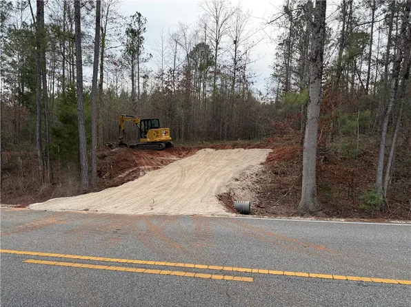 3198 Lee Road 246, Smiths Station, AL 36877