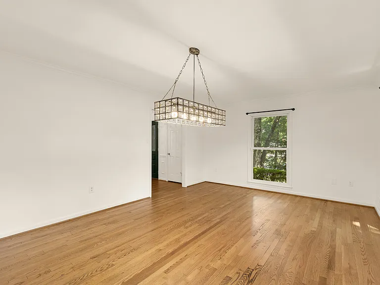 1318 Round Oak Ct — Photo 18