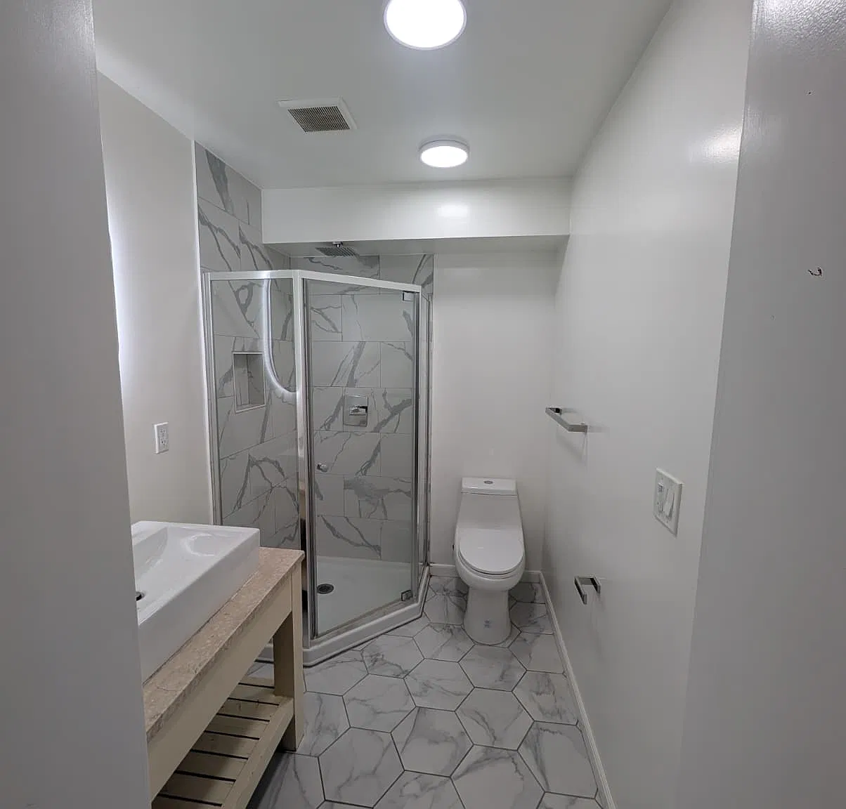 2 bed, 497 sqft, $2,700 — Photo 1