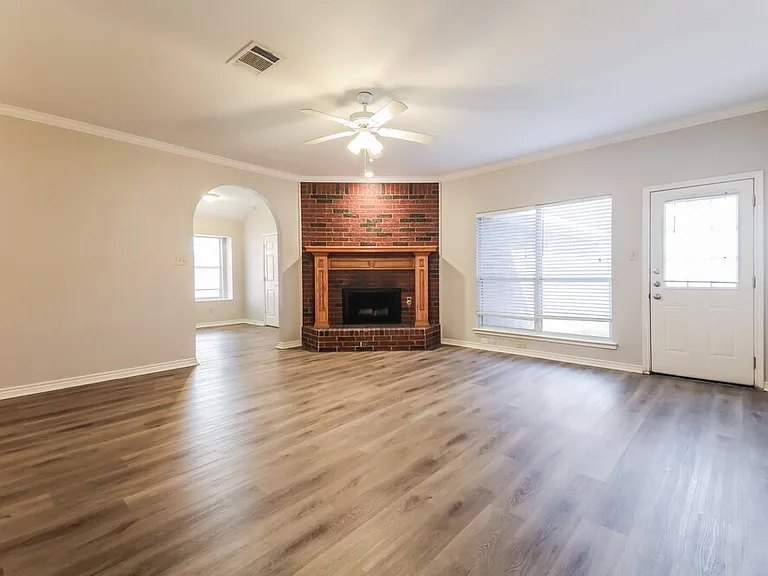 7605 Colfax Dr — Photo 6