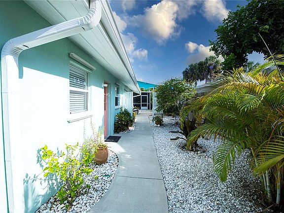 2nd image of 209 Bahia Vista Dr #1