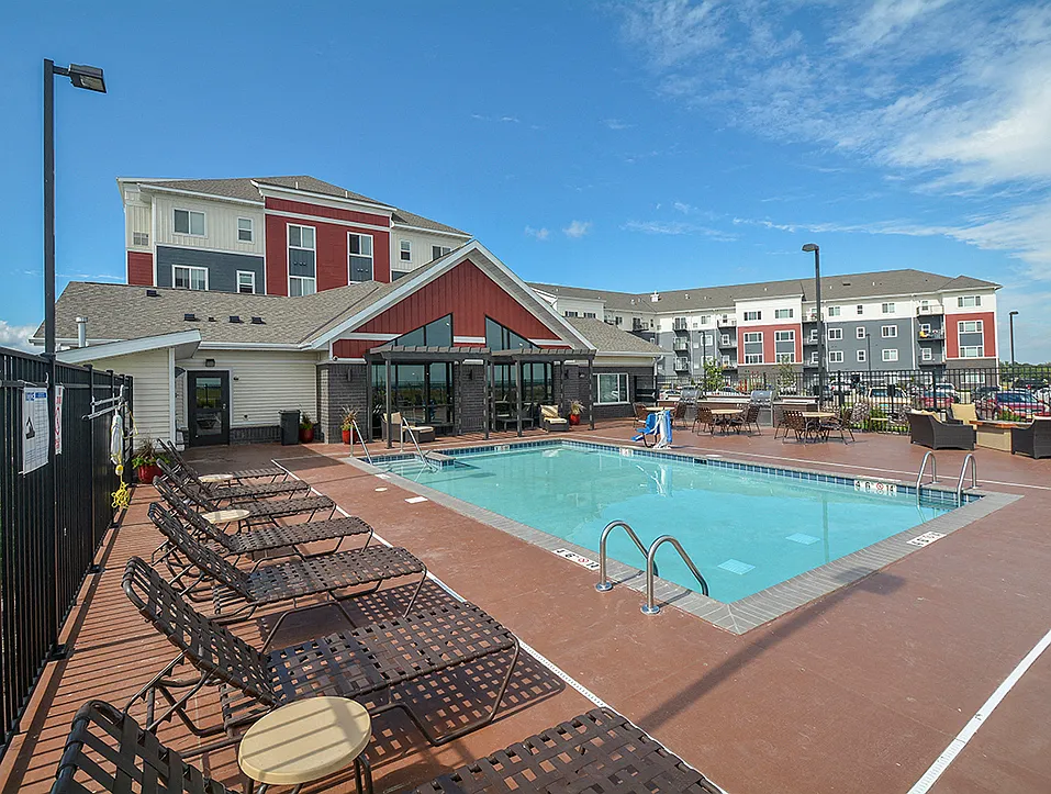 Sundance Apartments — Photo 4
