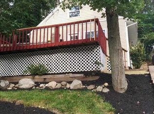 127 Hallock Landing Rd, Rocky Point, NY 11778