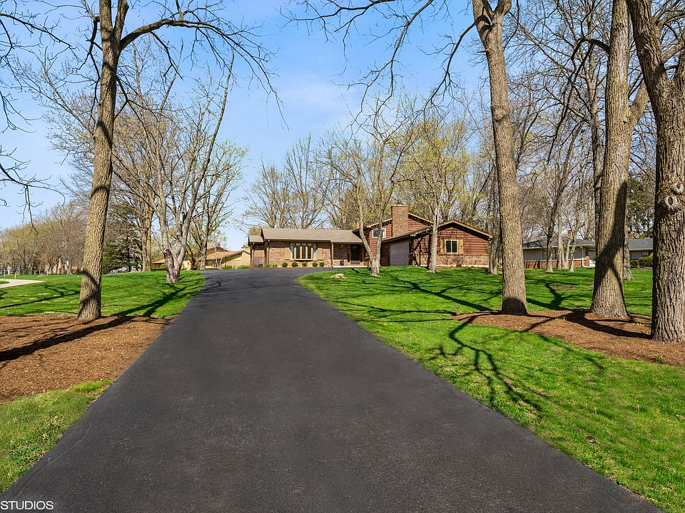 1st image of 61 Darlington Dr