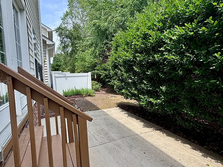 143 Hilda Grace Ln — Photo 18