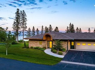 8411 Congdon Blvd #1, Duluth, MN 55804