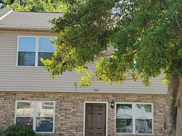 727 Elaine St, Hinesville, GA 31313