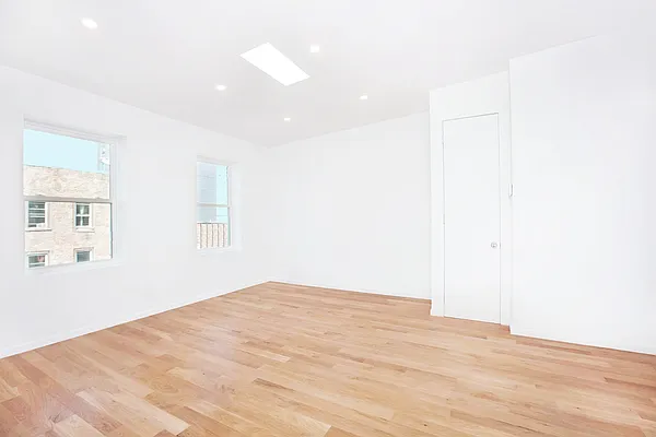 Rented by Bohemia Realty Group | media 10