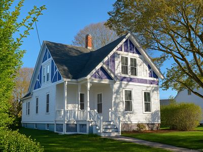 16 Pearl Street, Mystic, CT, 06355