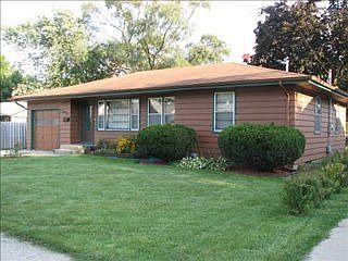 1st image of 827 Merrill Ave