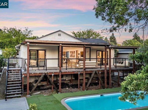 128 Hall Ln, Walnut Creek, CA 94597