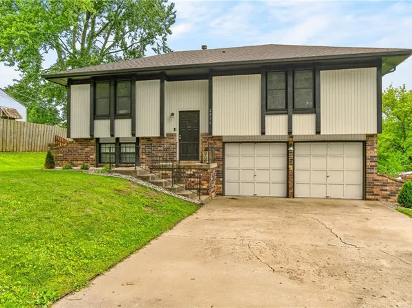 2016 N 85th St, Kansas City, KS 66109