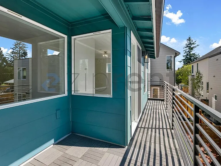 10213 40th Ave SW #C — Photo 35