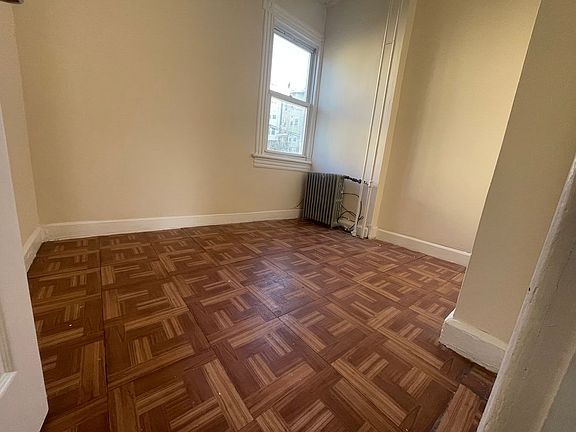 4th image of 11 Garfield St Floor 2